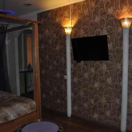 Cozy Apartments Near The Mcdonalds كريمنشوك المظهر الخارجي الصورة